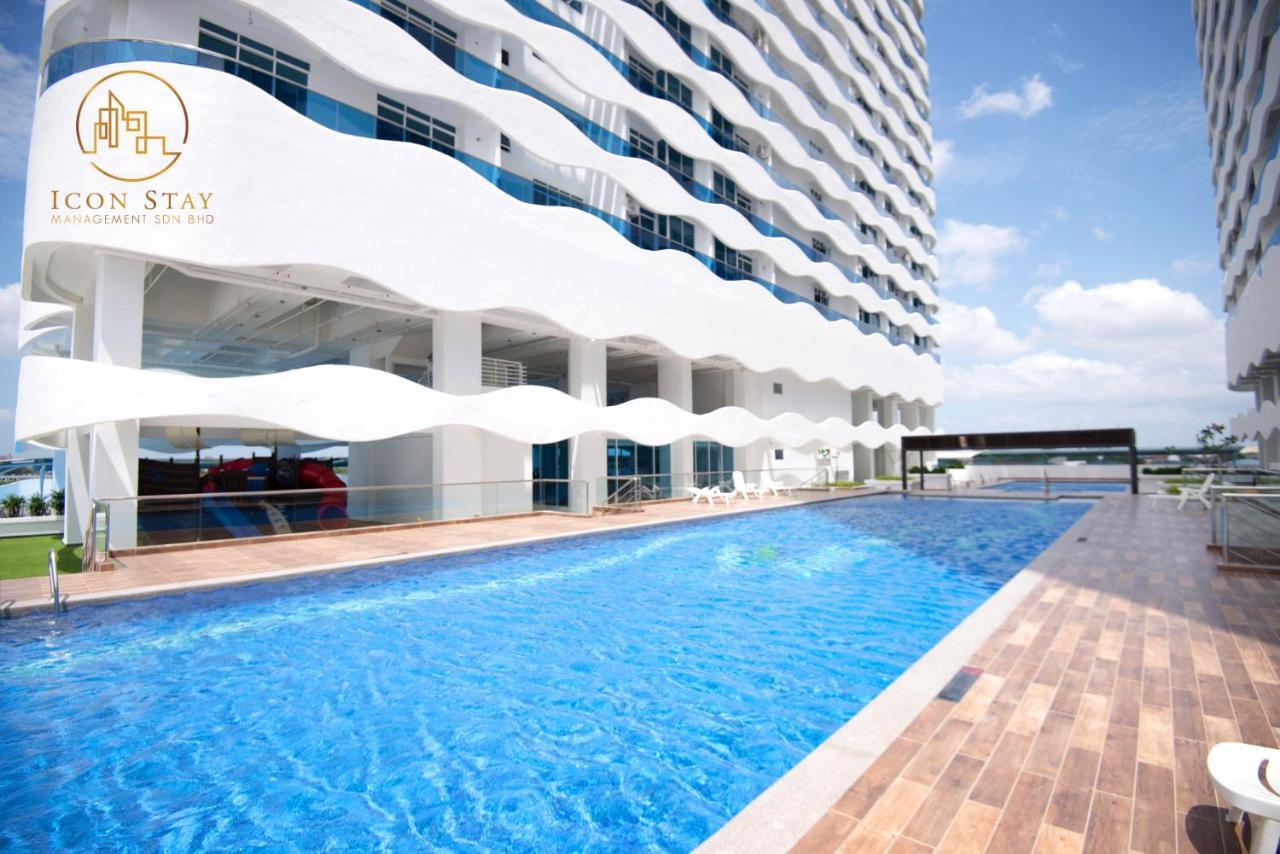 The Wave Residence Melaka Buitenkant foto